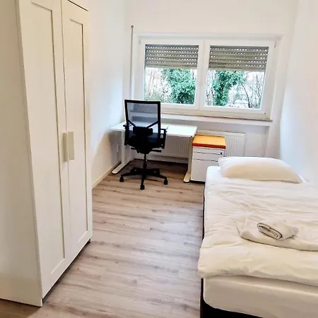 Accommodatie bij particulieren Efde Gmbh- Studenten Und Business Wg-zimmer Ab Sofort Frei 3-er Wg Inkl. Reinigungservice Heilbronn