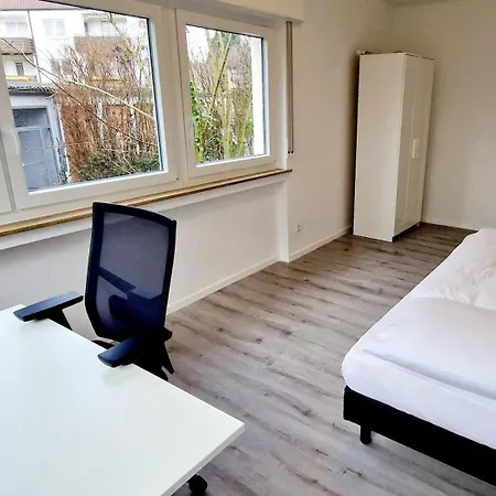 Efde Gmbh- Studenten Und Business Wg-zimmer Ab Sofort Frei 3-er Wg Inkl. Reinigungservice Accommodatie bij particulieren *